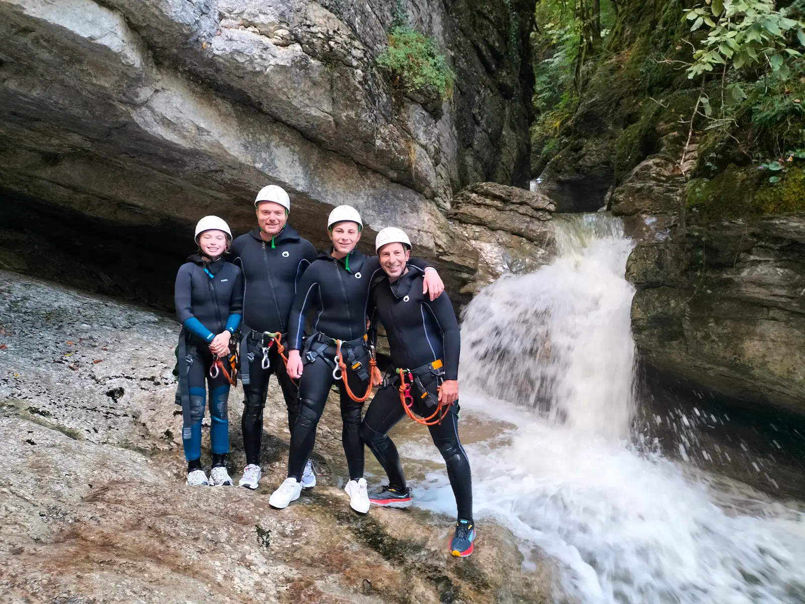 VIP private tour canyoning dans le Jura