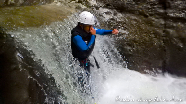 recrute moniteur·trice canyoning